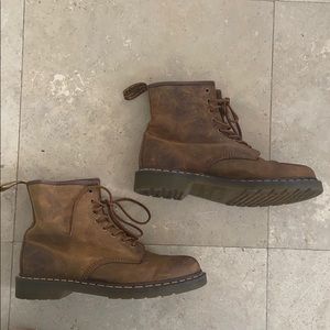 Dr. Martens Men’s size 11. Great condition!